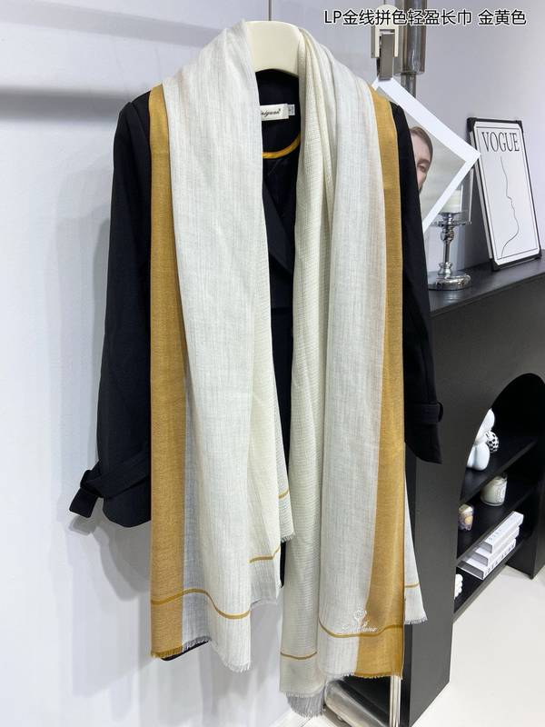 Loro Piana Scarf LPC00047 Loro Piana Scarf LPC00047